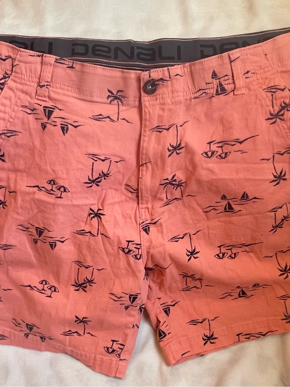 Denali Coral Tropical-Print Men's Cargo Shorts